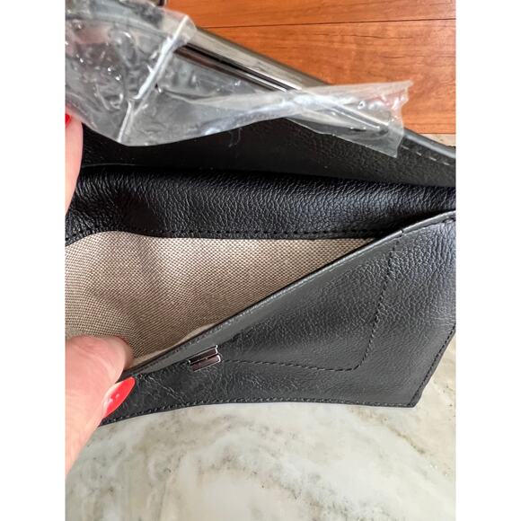 Botkier Valentina Leather envelope clutch wristlet Card Stacker Black - Picture 6 of 8